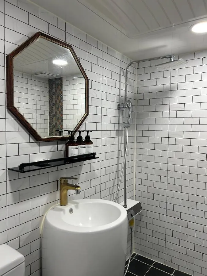 The Hit Hotel Busan