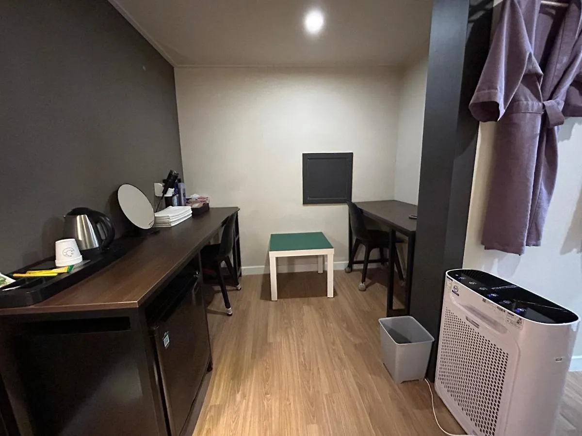 The Hit Hotel Busan