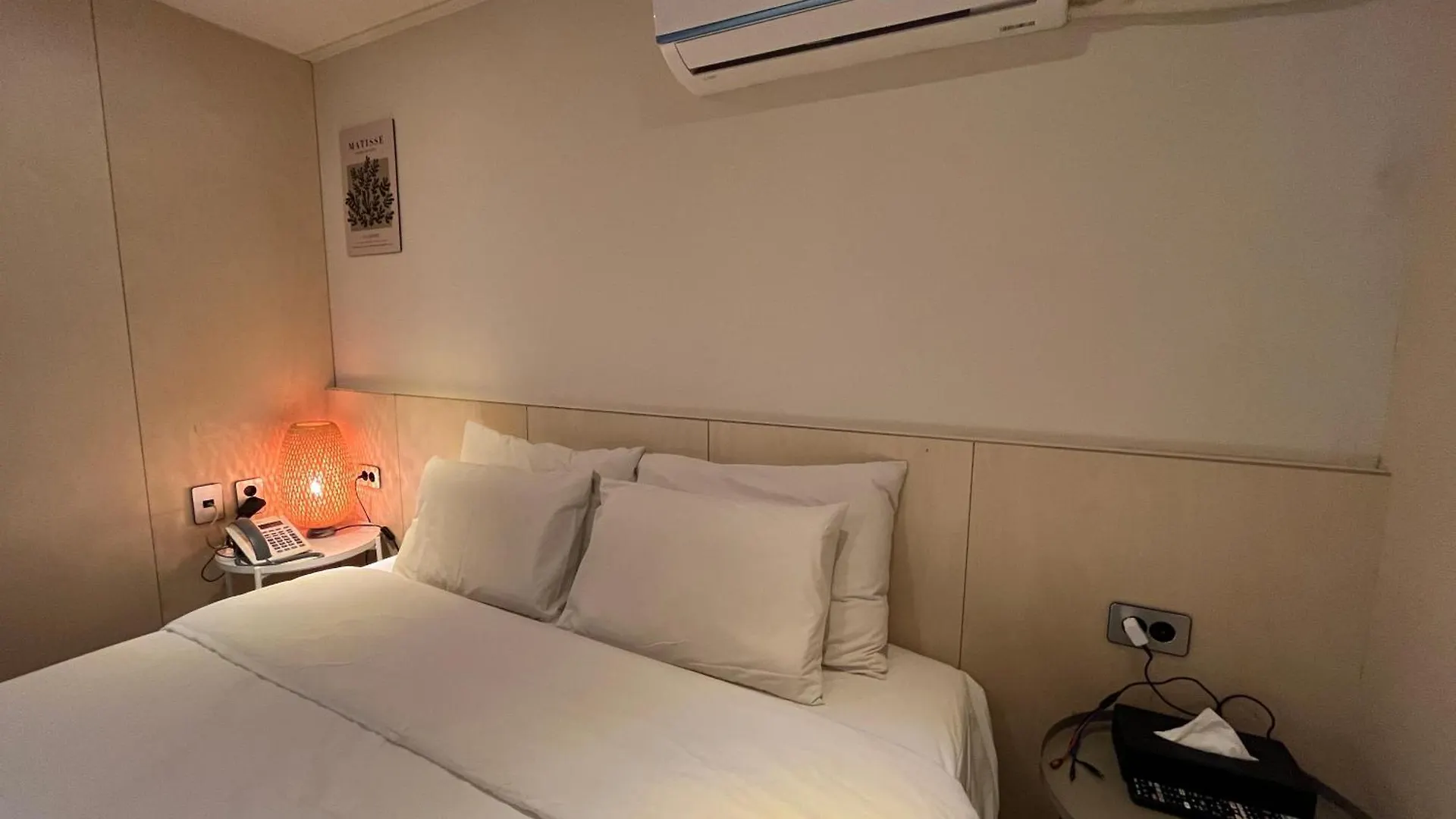 The Hit Hotel Busan