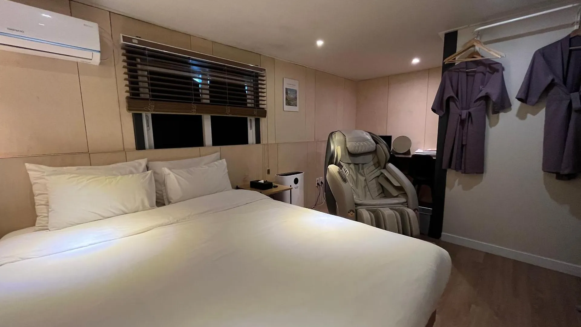 The Hit Hotel Busan