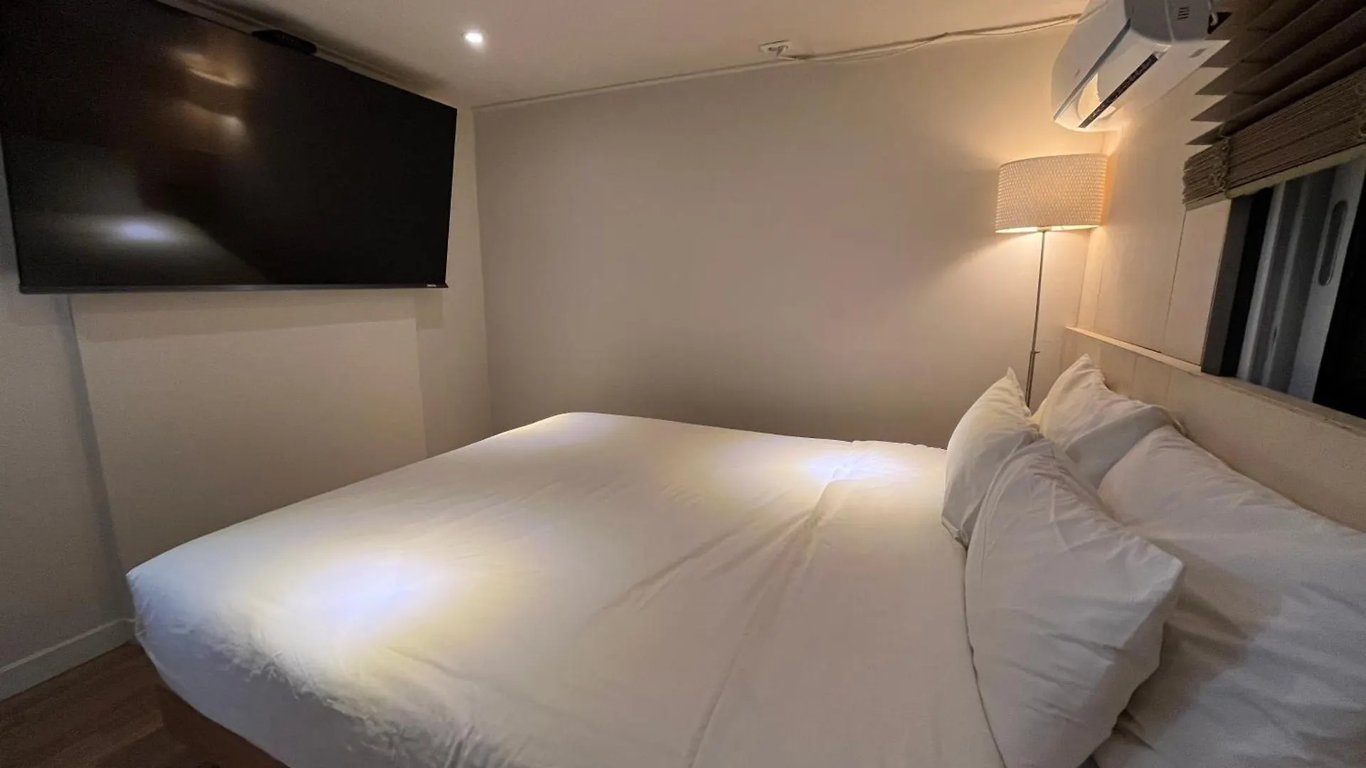 The Hit Hotel Busan 0*,